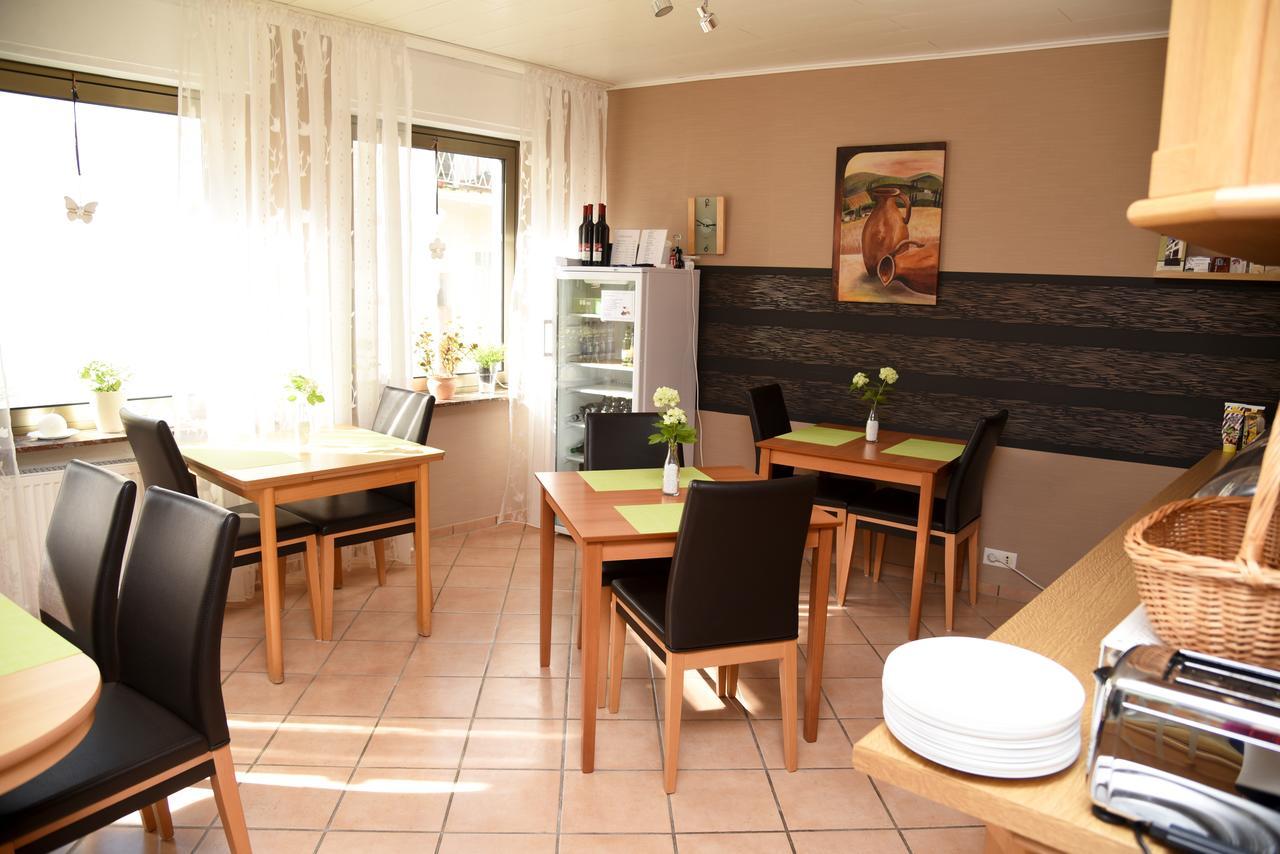 Pension Heib Cochem Bagian luar foto